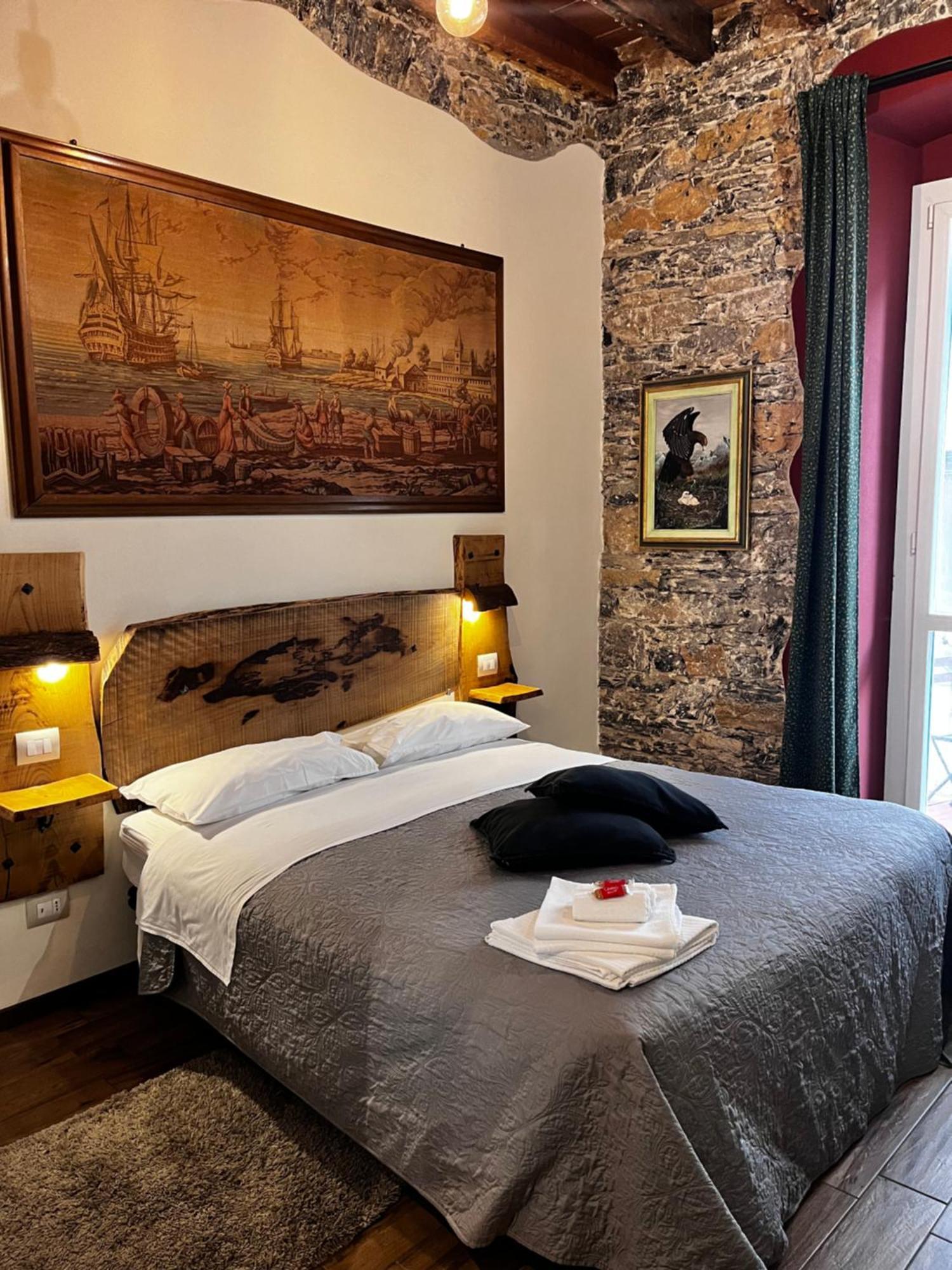 La Taverna del Metallo Rooms La Spezia Esterno foto